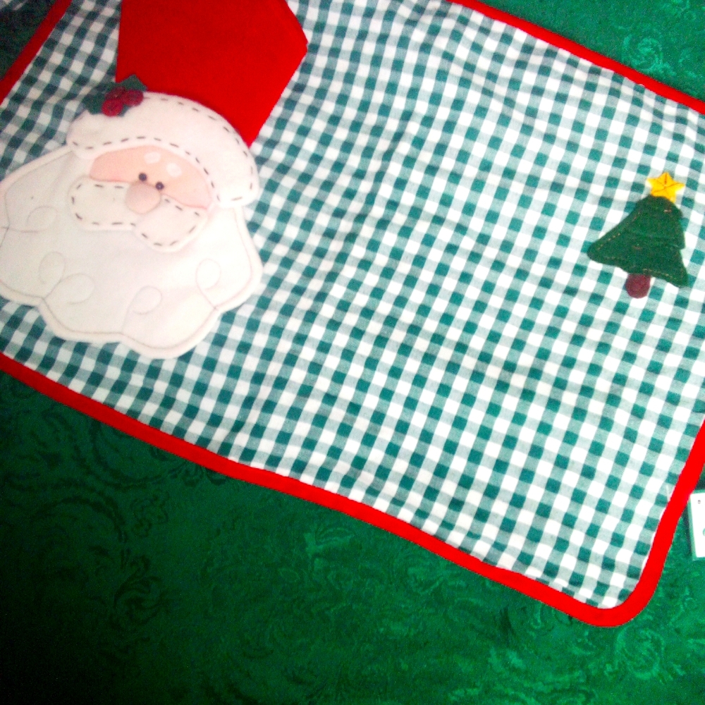 🤶Christmas Clear Out🎄 8 Placemat Sets